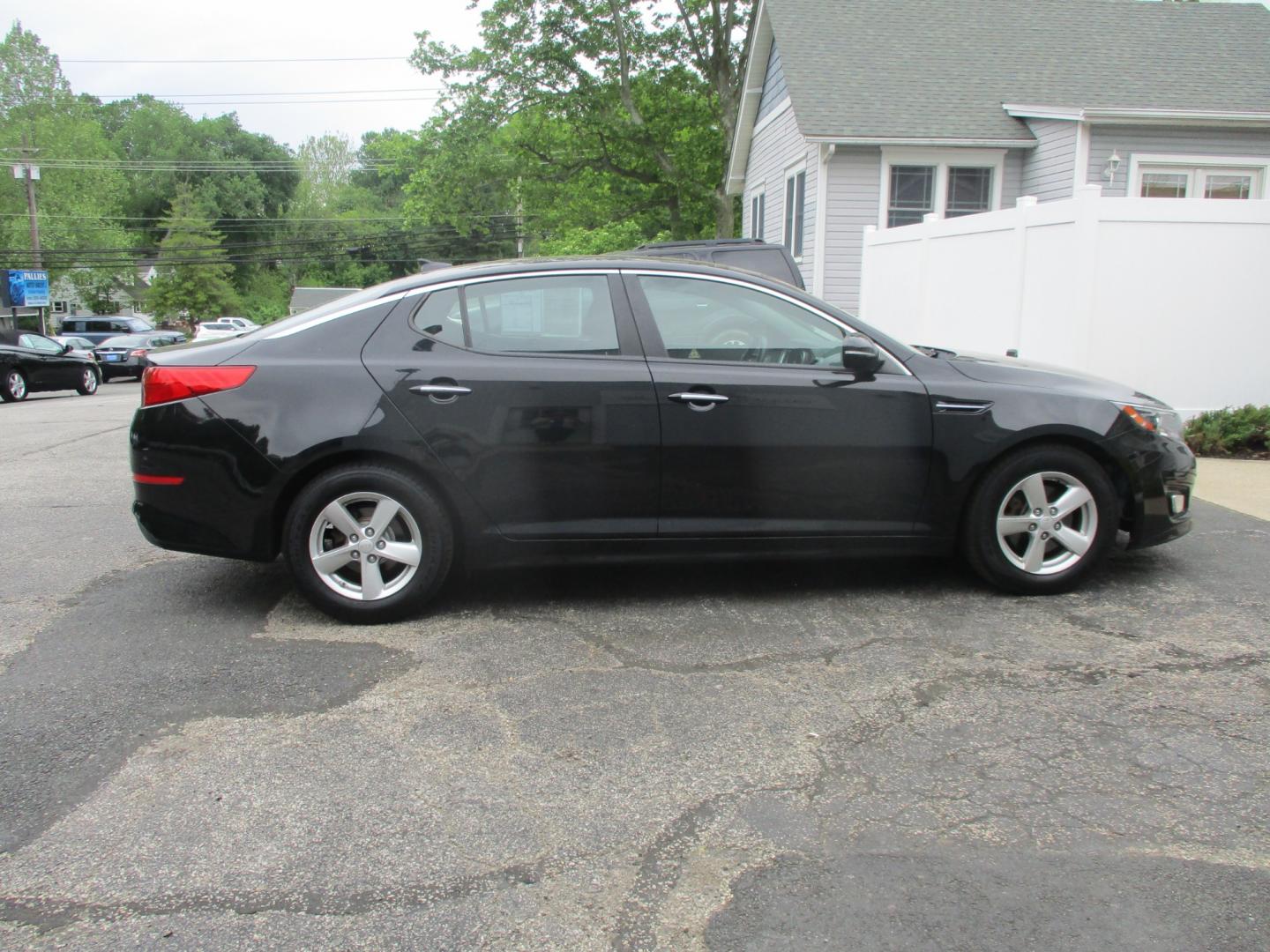 2015 BLACK Kia Optima (KNAGM4A78F5) , AUTOMATIC transmission, located at 540a Delsea Drive, Sewell, NJ, 08080, (856) 589-6888, 39.752560, -75.111206 - Photo#9